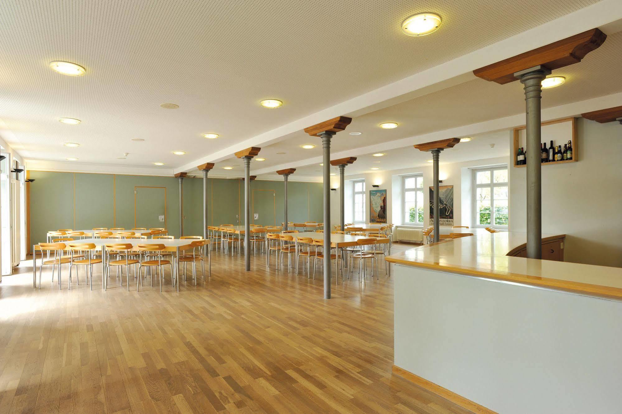 Richterswil Youth Hostel Exterior photo